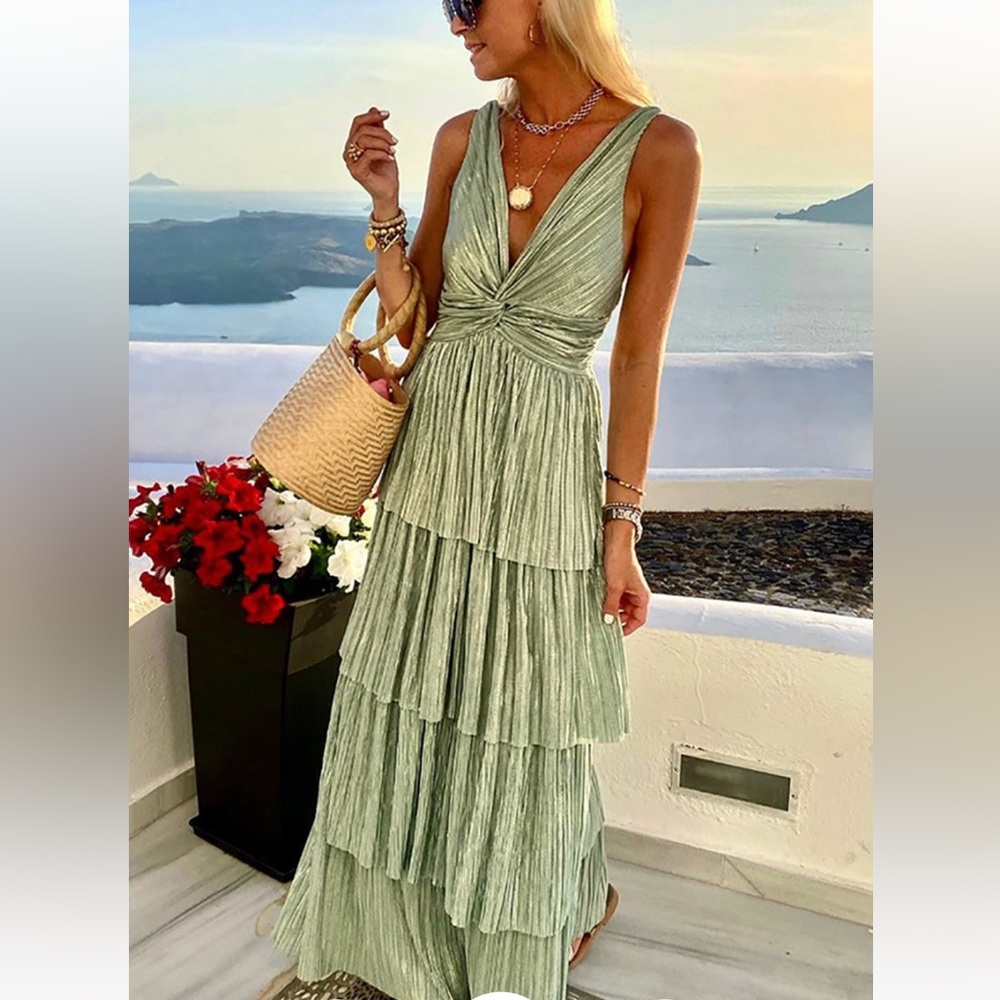 Sage V-Neck Tiered Maxi Shimmer Dress low back Sz M